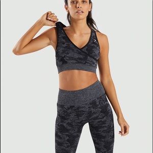GYMSHARK Camo Seamless Set (Leggings and Bra)